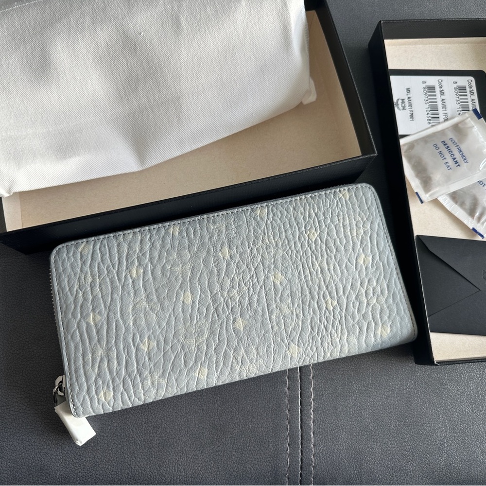 Zip Around Wallet In Visetos Original - image 3